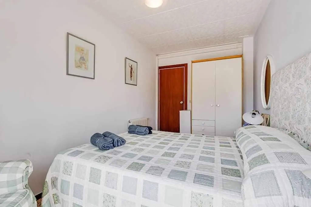 Rentalsbcn Plaza Nuria Blanes 0*,