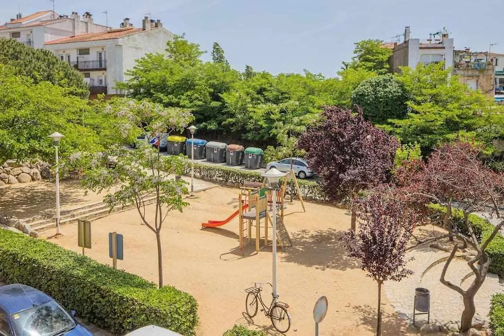 Rentalsbcn Plaza Nuria Blanes